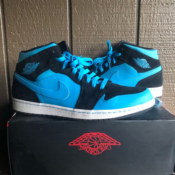jordan 1 powder blue